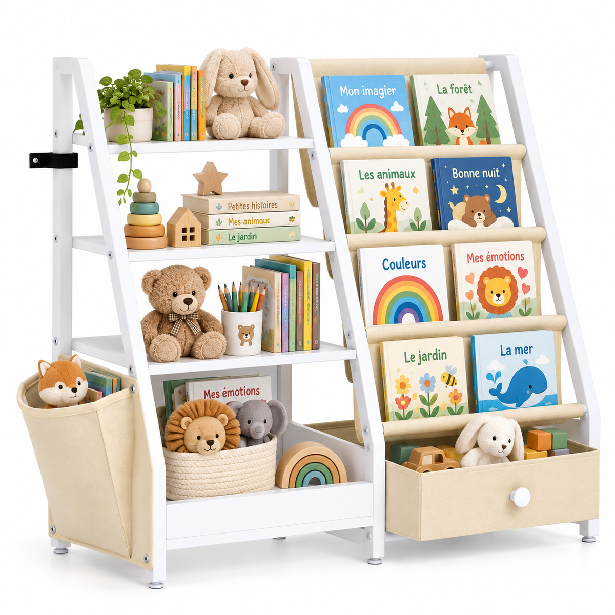 Meuble de rangement enfant blanc et beige avec bibliothèque, livres, peluches et jouets sur fond blanc
